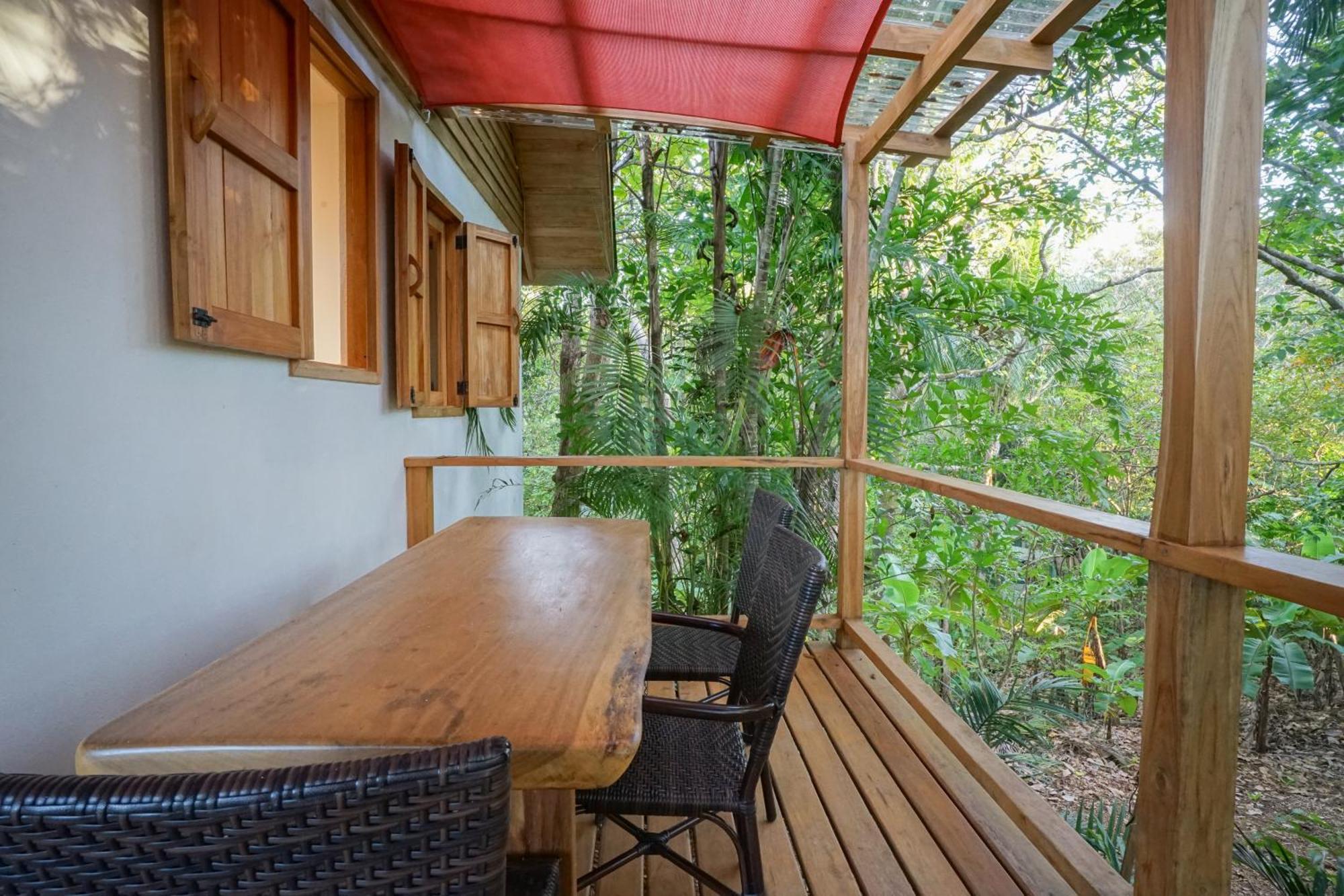 Calamocha Lodge Playa Santa Teresa  Zewnętrze zdjęcie
