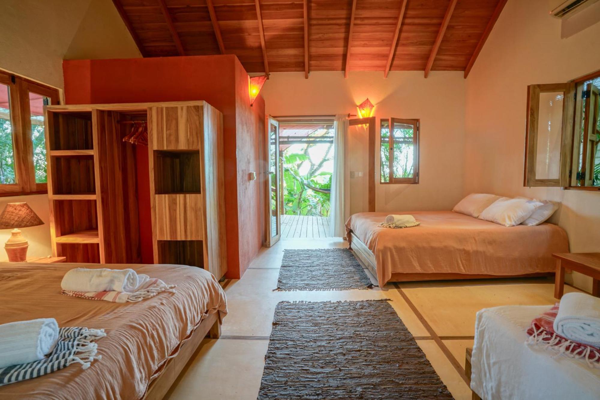 Calamocha Lodge Playa Santa Teresa  Zewnętrze zdjęcie